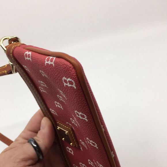 Dooney & Bourke x MLB Boston Red Sox Slim Wristlet Red Coated Canvas Leather - Picture 7 of 16